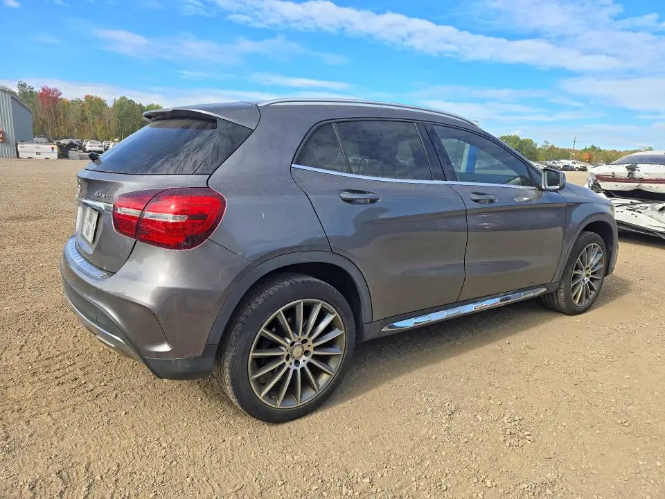 2018 MERCEDES-BENZ GLA 250 4MATIC  