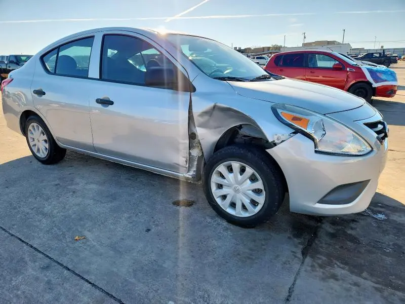 2015 NISSAN VERSA S  