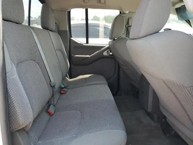2017 NISSAN FRONTIER S  