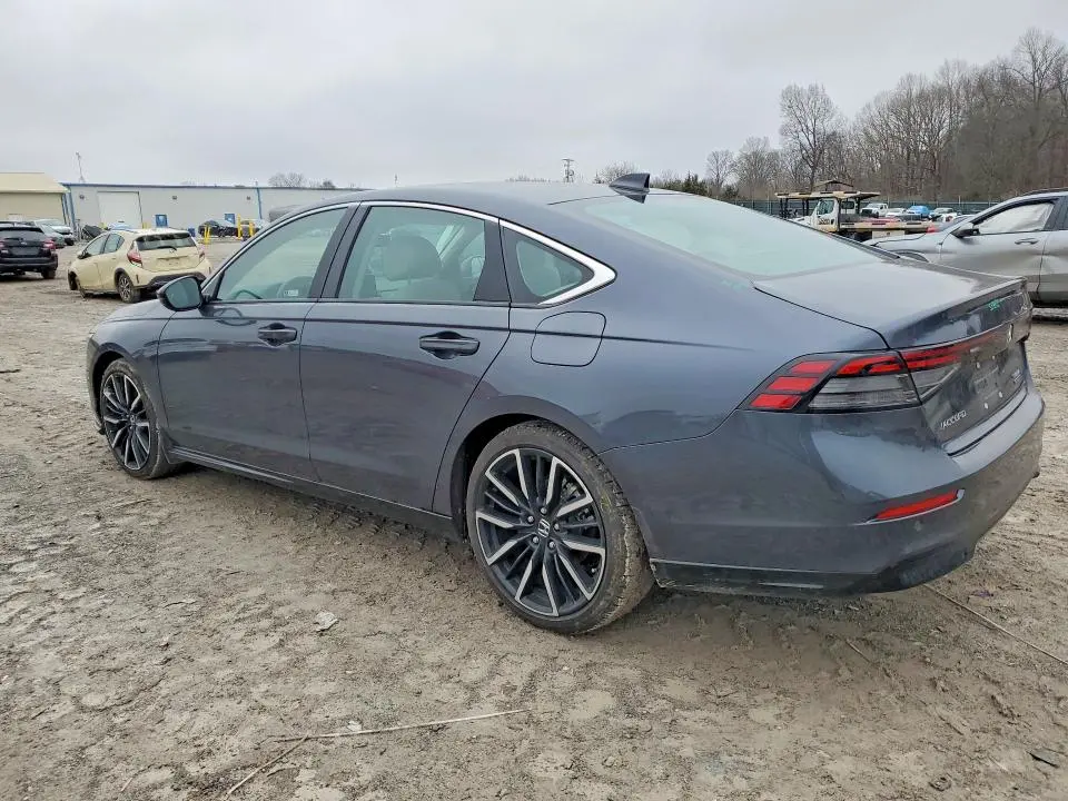 2023 HONDA ACCORD TOURING HYBRID  
