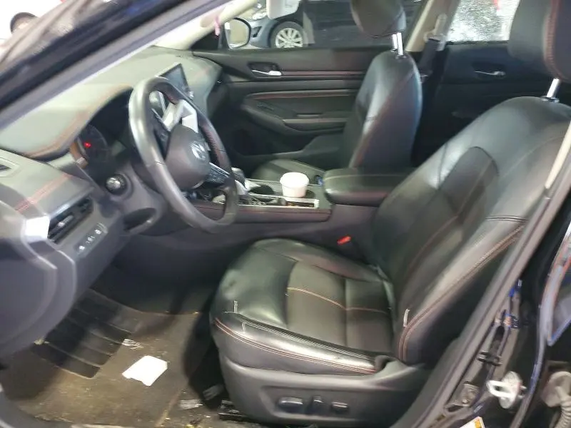 2021 NISSAN ALTIMA SR  