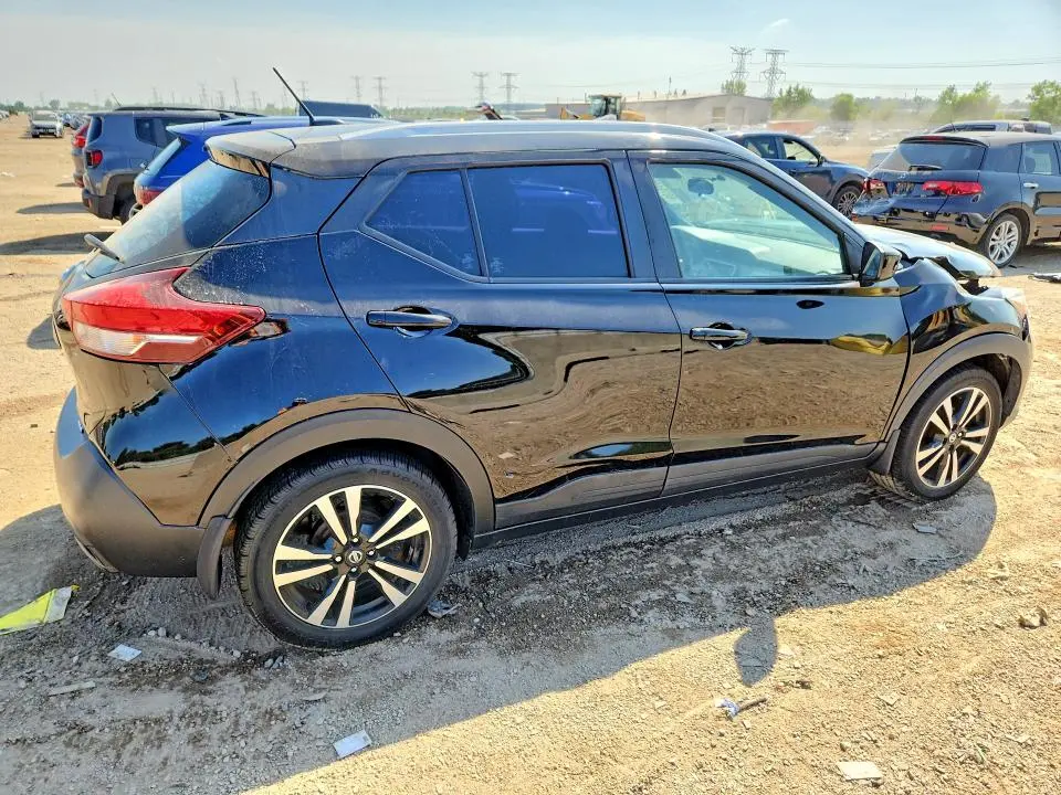 2018 NISSAN KICKS SV  