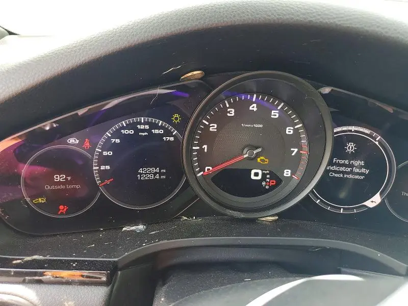 2020 PORSCHE CAYENNE   