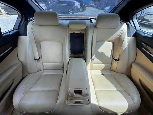 2015 BMW 750 XI  