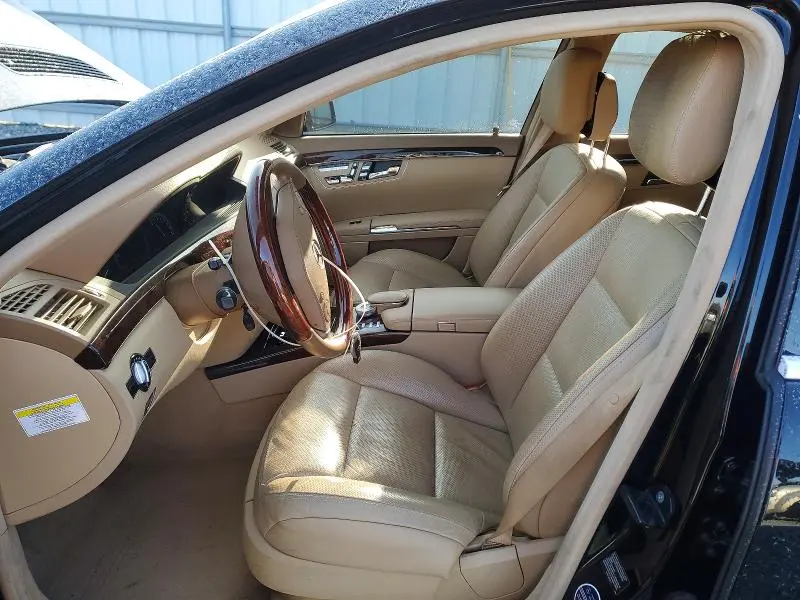 2010 MERCEDES-BENZ S 550  