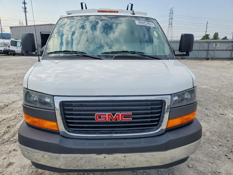 2025 GMC SAVANA CUTAWAY G3500  