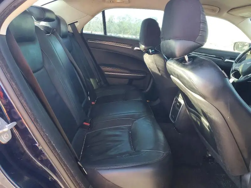 2015 CHRYSLER 300 LIMITED  