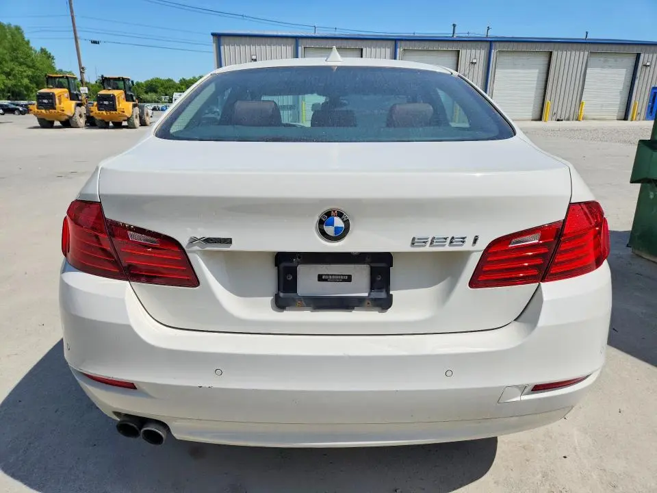 2015 BMW 528 XI  