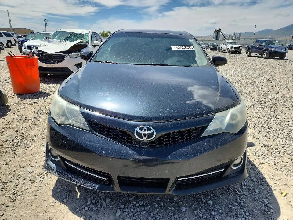 2012 TOYOTA CAMRY SE  