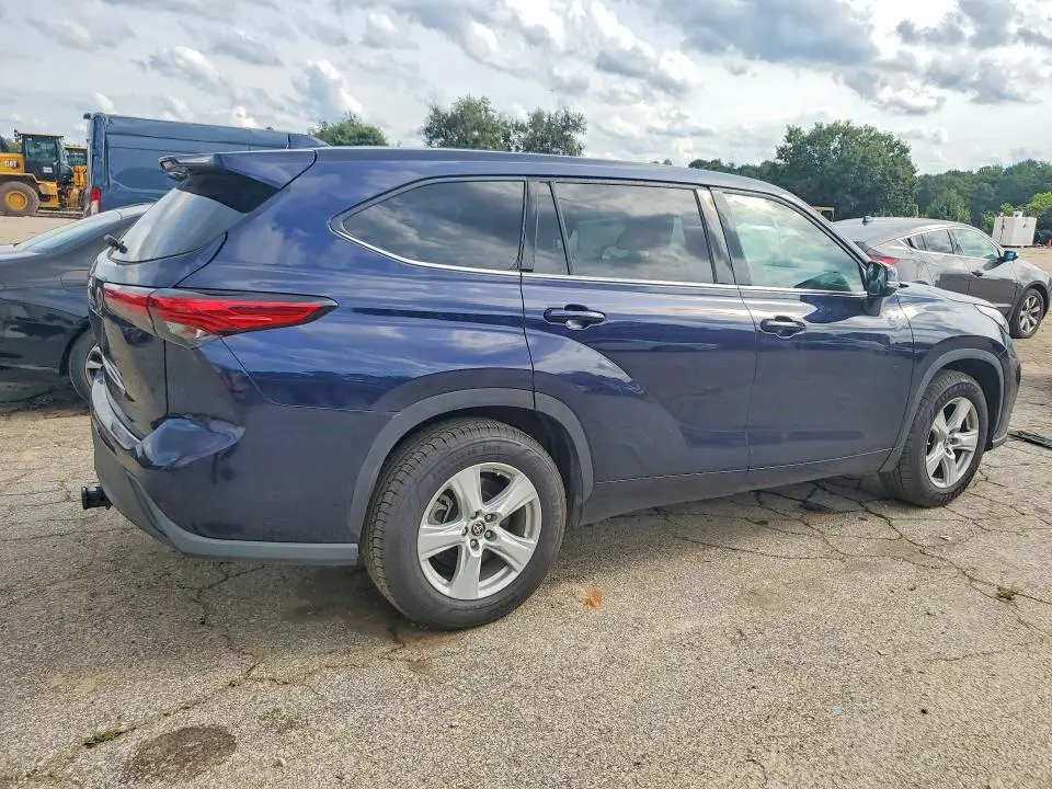 2021 TOYOTA HIGHLANDER L  