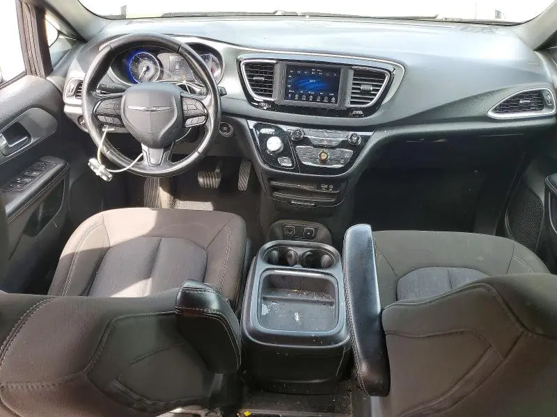 2020 CHRYSLER PACIFICA TOURING  