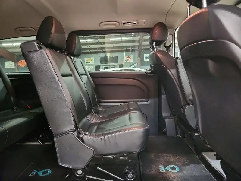 2019 MERCEDES-BENZ METRIS   
