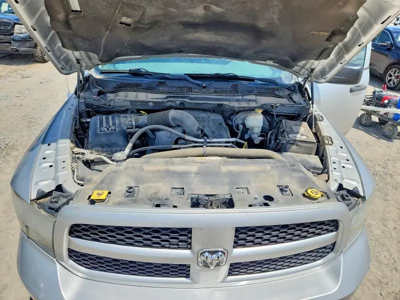 2013 RAM 1500 ST  