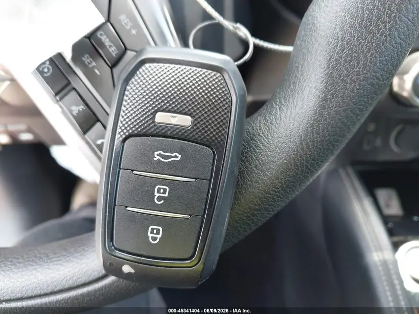 2019 NISSAN KICKS SV