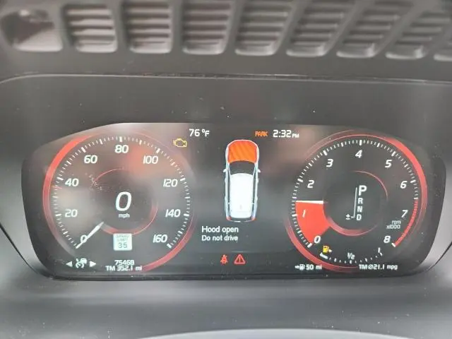 2019 VOLVO XC90 T6 MOMENTUM