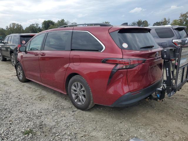 2022 TOYOTA SIENNA LE