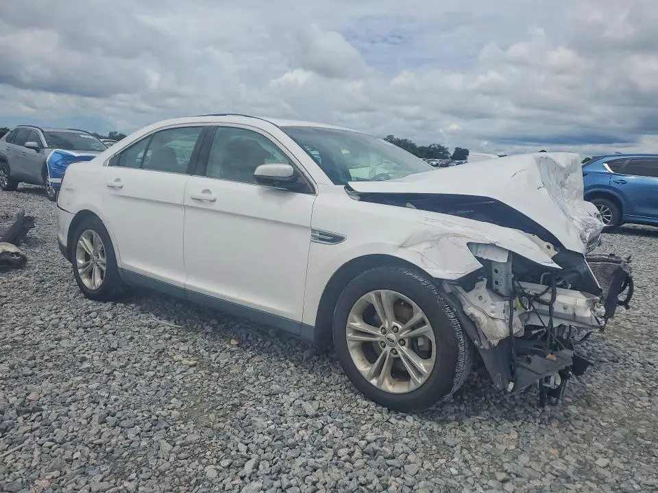 2013 FORD TAURUS SEL  