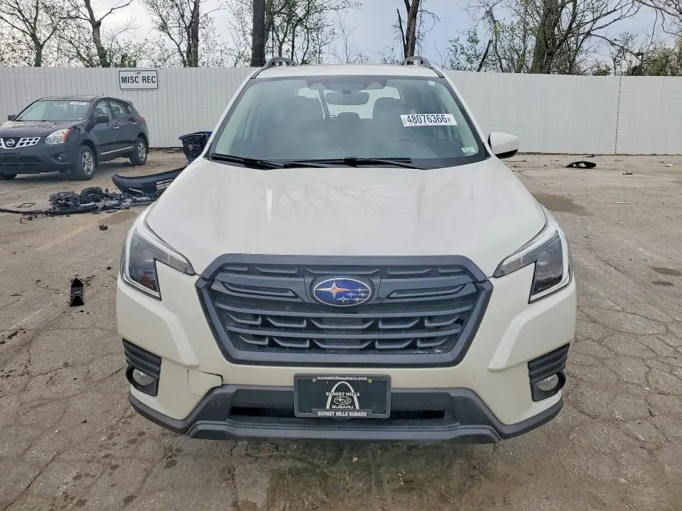 2022 SUBARU FORESTER PREMIUM  