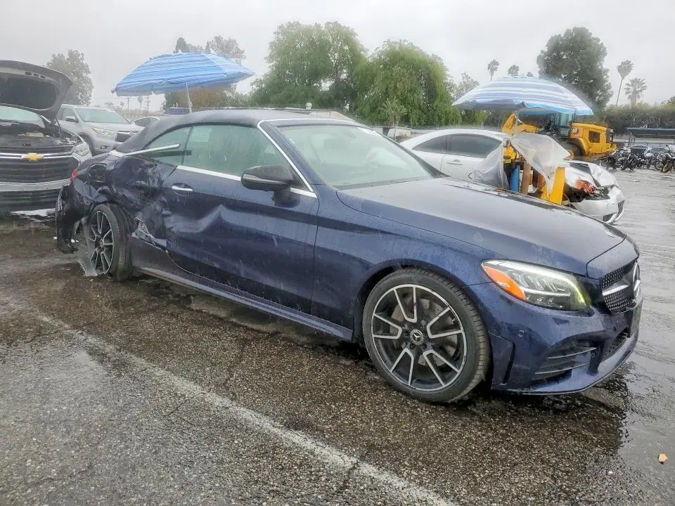 2020 MERCEDES-BENZ C 300  