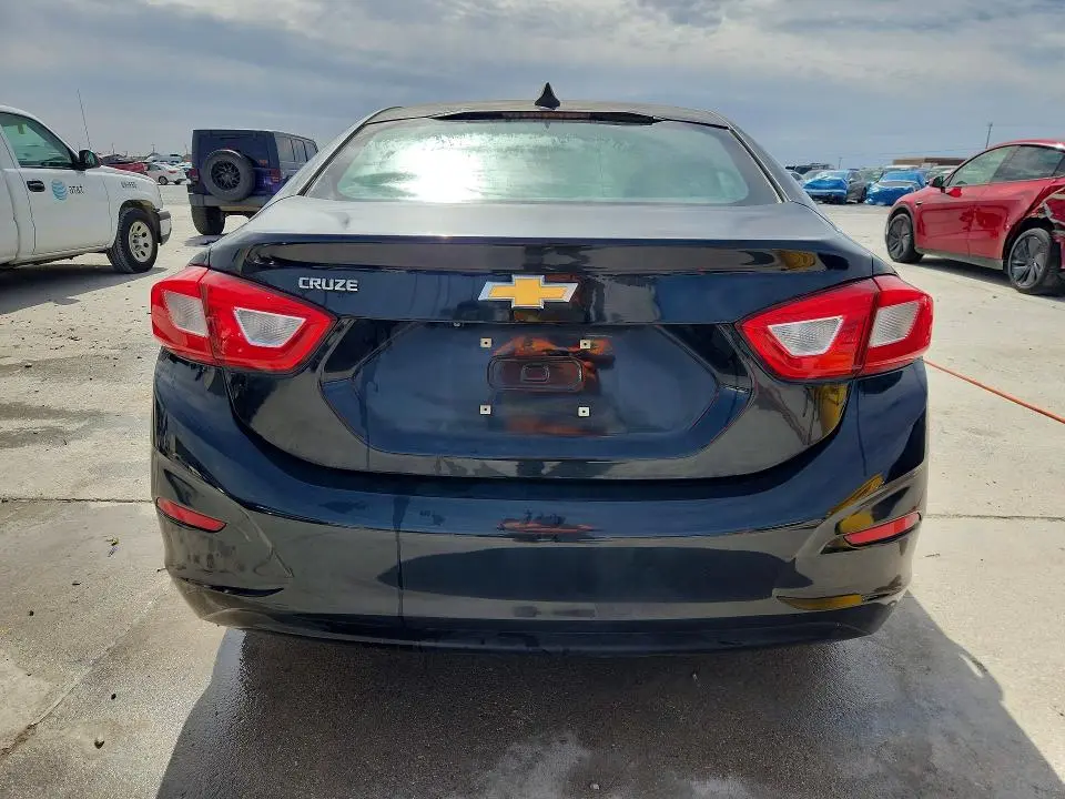2017 CHEVROLET CRUZE LS  