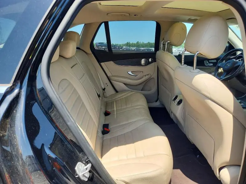 2017 MERCEDES-BENZ GLC 300 4MATIC  