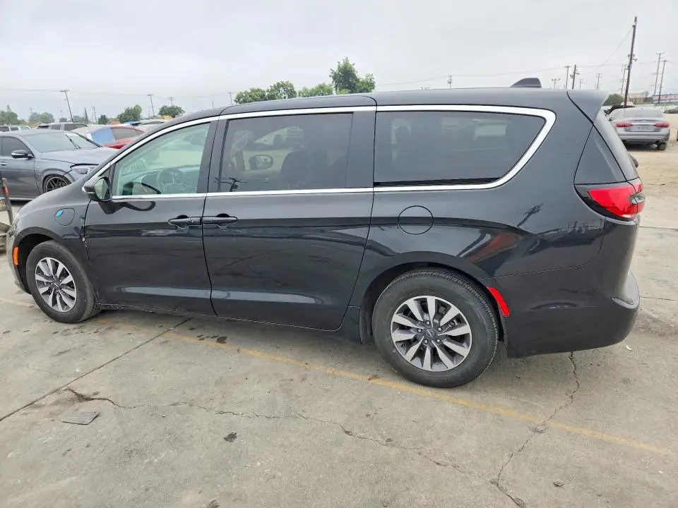 2023 CHRYSLER PACIFICA HYBRID TOURING L  