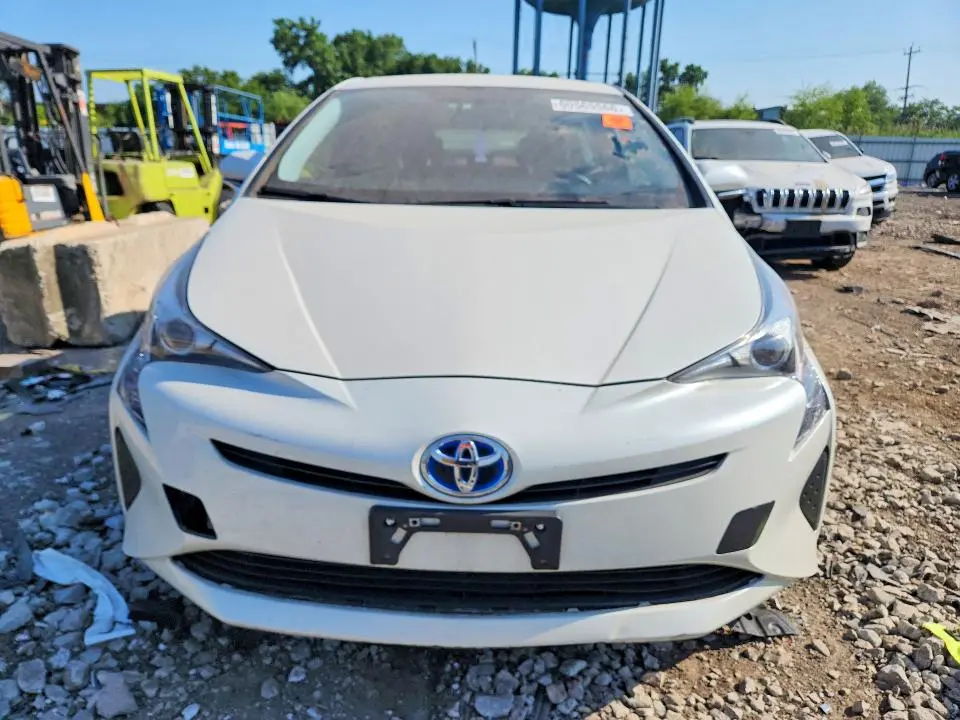 2016 TOYOTA PRIUS THREE  