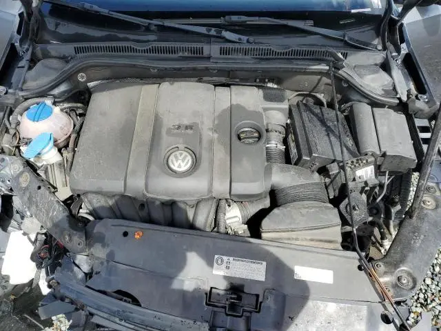 2012 VOLKSWAGEN JETTA SE  