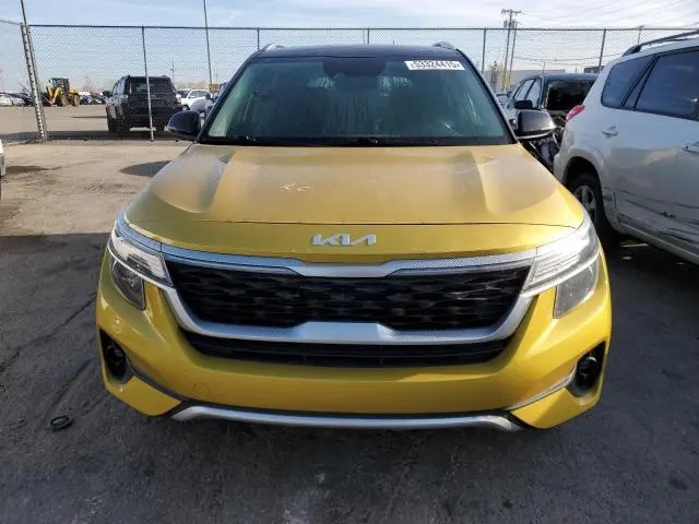 2022 KIA SELTOS S  