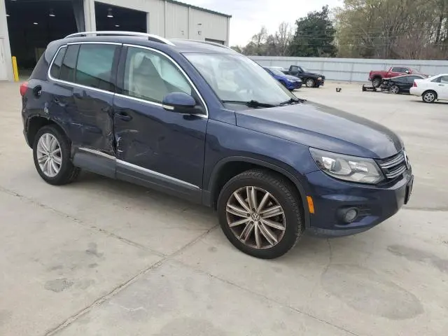 2016 VOLKSWAGEN TIGUAN S  