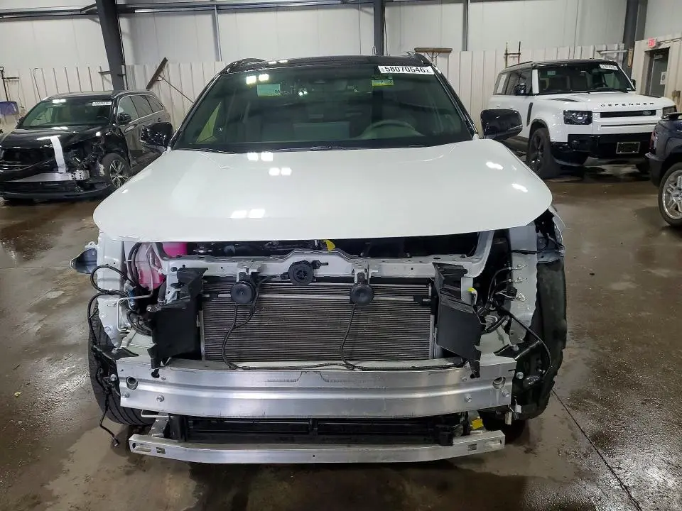 2025 TOYOTA RAV4 XSE  