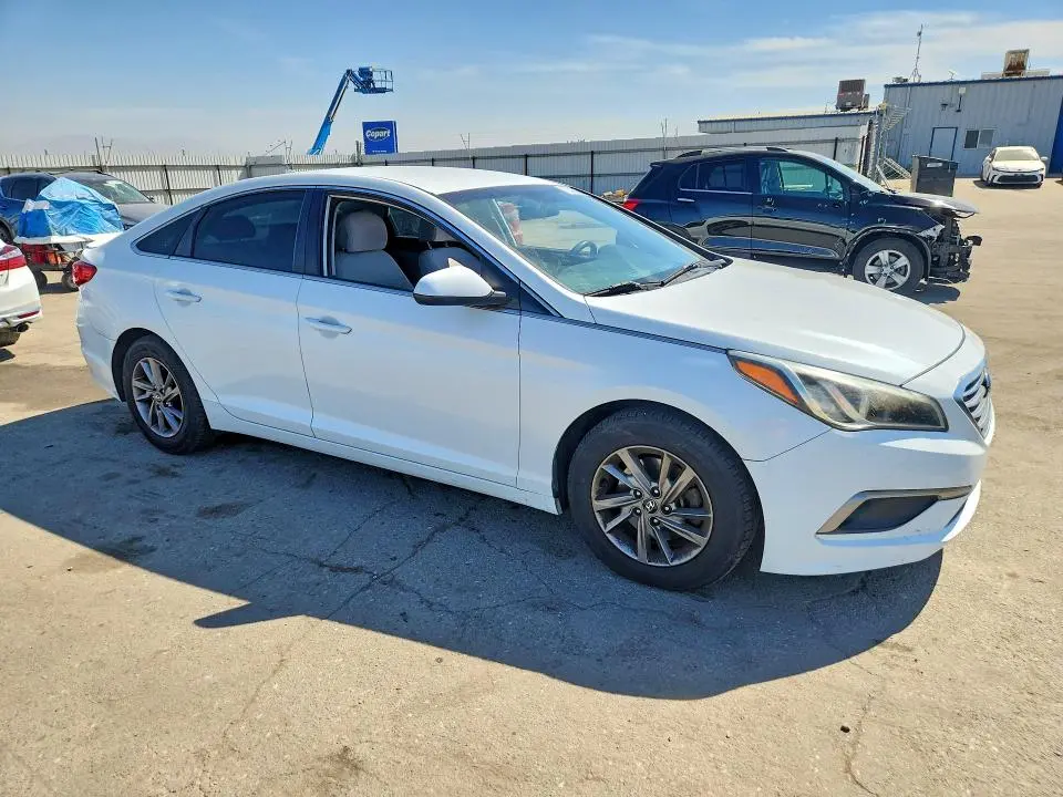 2016 HYUNDAI SONATA SE  