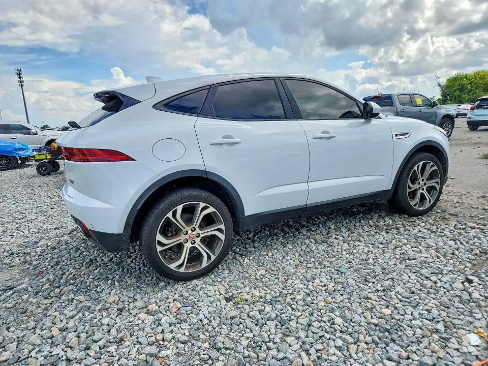2019 JAGUAR E-PACE SE  