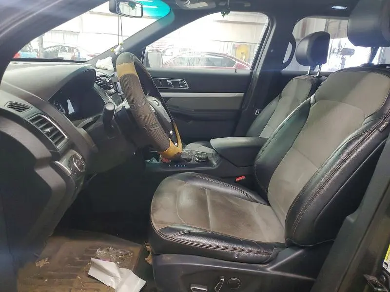 2017 FORD EXPLORER XLT  
