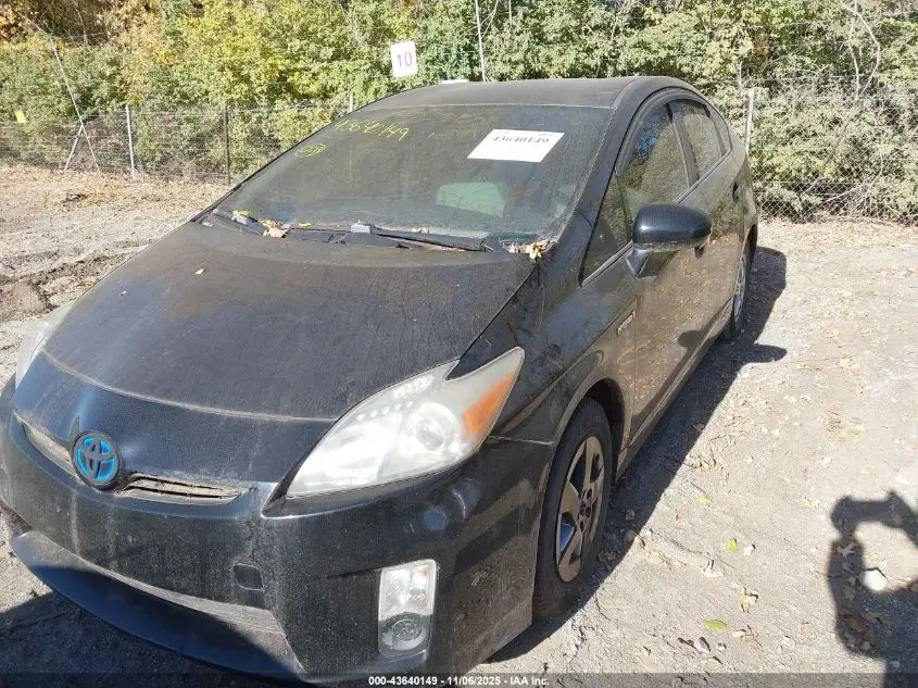 2011 TOYOTA PRIUS TWO