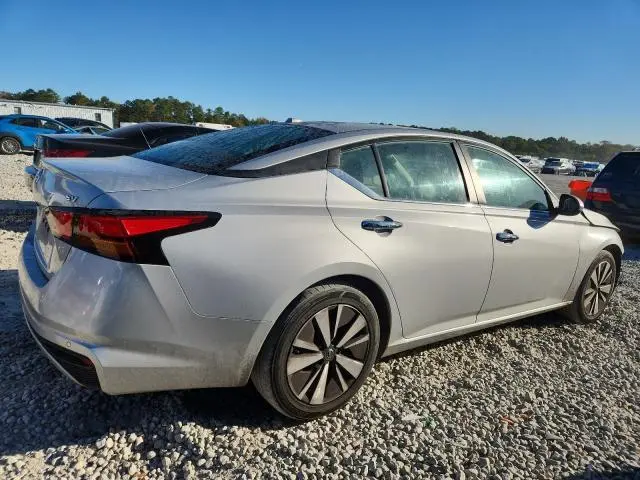 2021 NISSAN ALTIMA SV