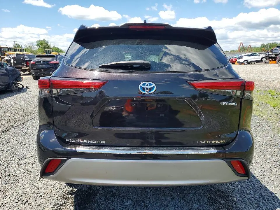 2021 TOYOTA HIGHLANDER HYBRID PLATINUM  