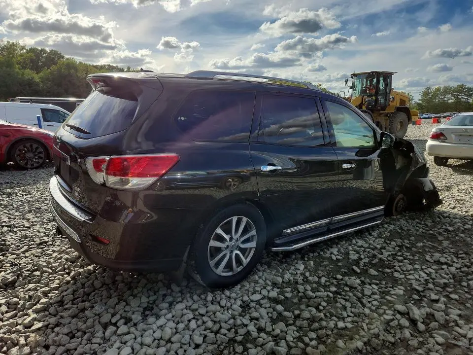 2015 NISSAN PATHFINDER SL  