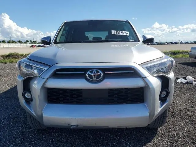 2023 TOYOTA 4RUNNER SR5  