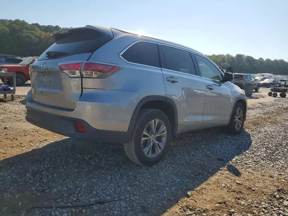 2014 TOYOTA HIGHLANDER XLE  