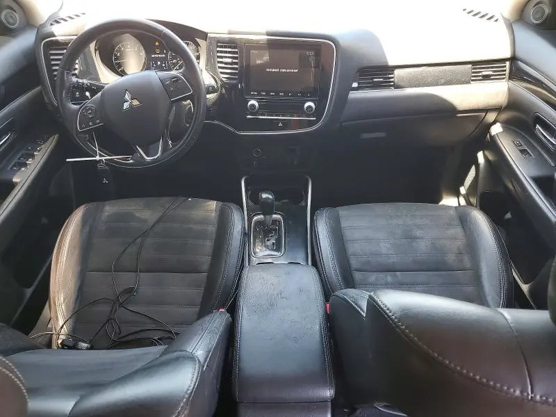 2020 MITSUBISHI OUTLANDER SE/SEL/LE  