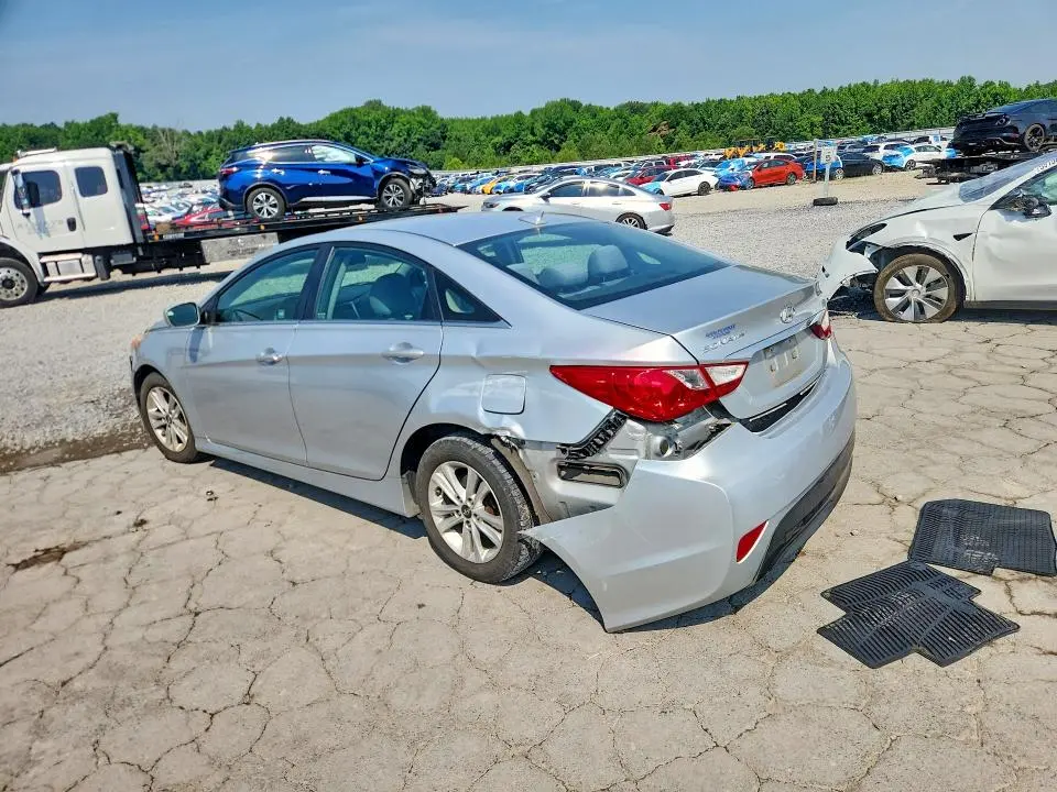 2014 HYUNDAI SONATA GLS  