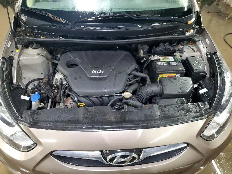 2012 HYUNDAI ACCENT GLS  
