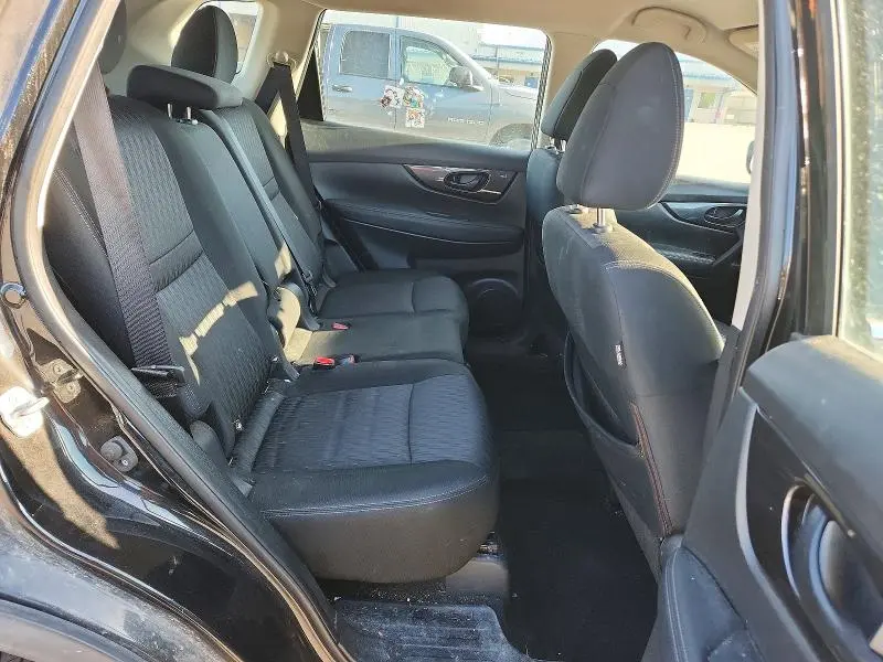 2019 NISSAN ROGUE S  