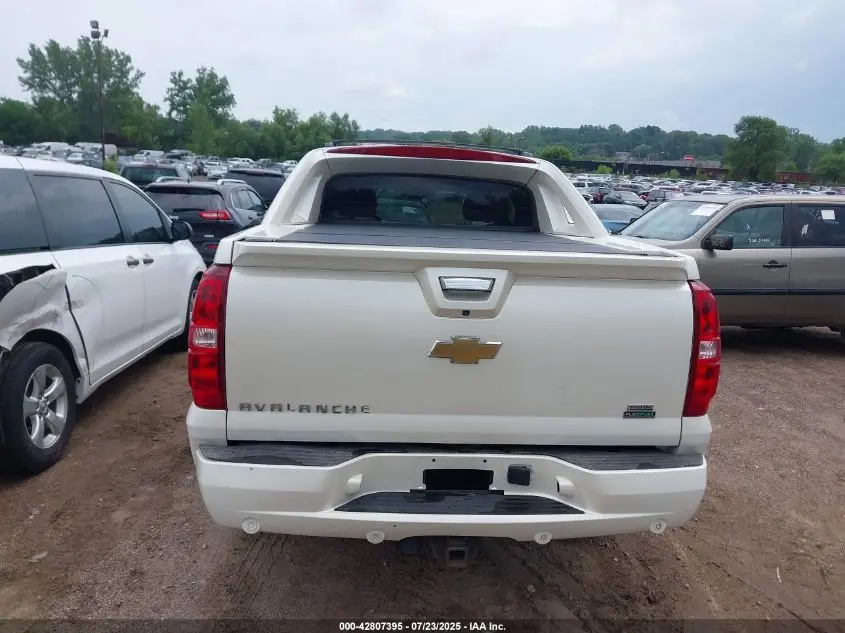 2011 CHEVROLET AVALANCHE 1500 LTZ