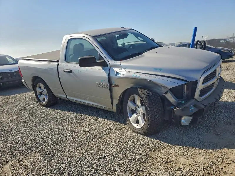 2014 RAM 1500 ST  