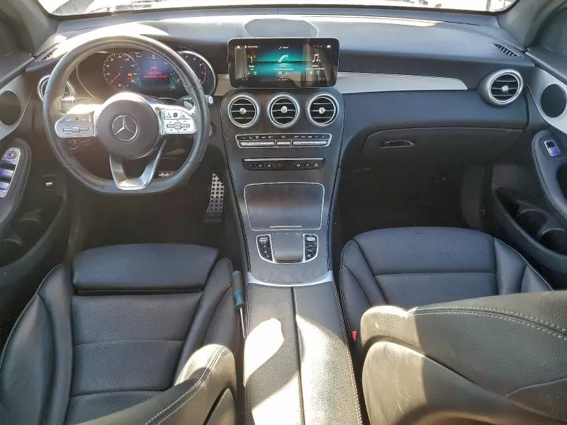 2022 MERCEDES-BENZ GLC 300  