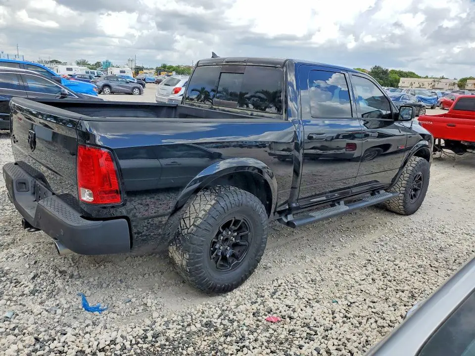 2014 RAM 1500 SLT  