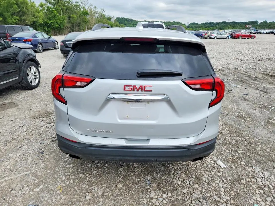 2018 GMC TERRAIN SLE  