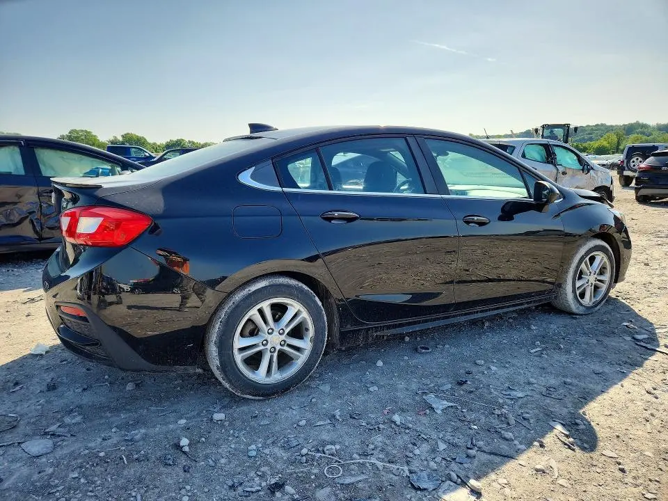 2016 CHEVROLET CRUZE LT  